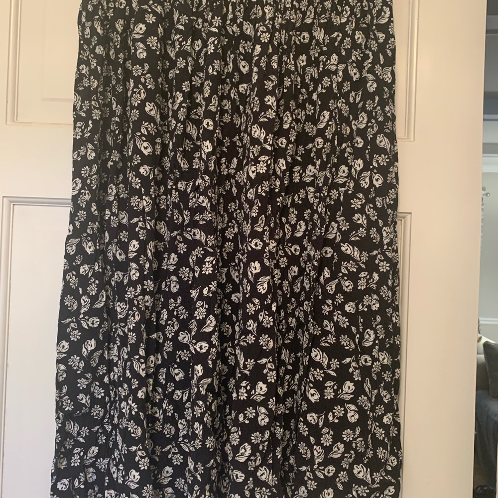 Talbots Black and White Floral skirt
